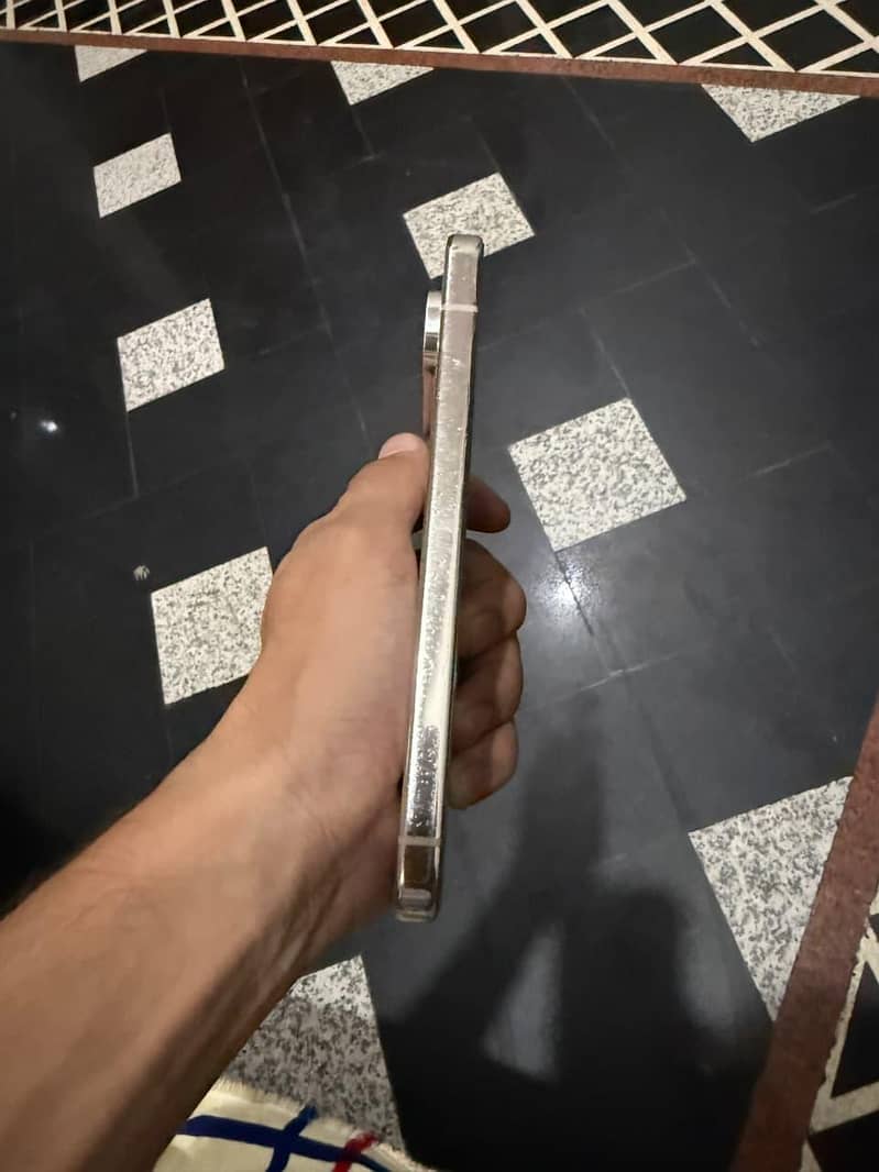 Google Pixel 9 Pro 2