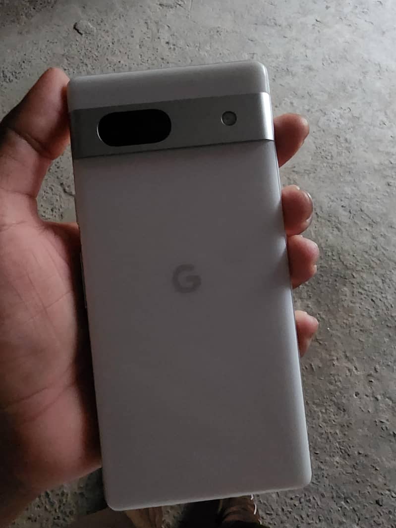 Google Pixel 7a 2