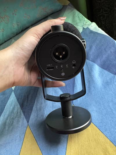 PD-400X Professional Microphone | Excellent Condition |