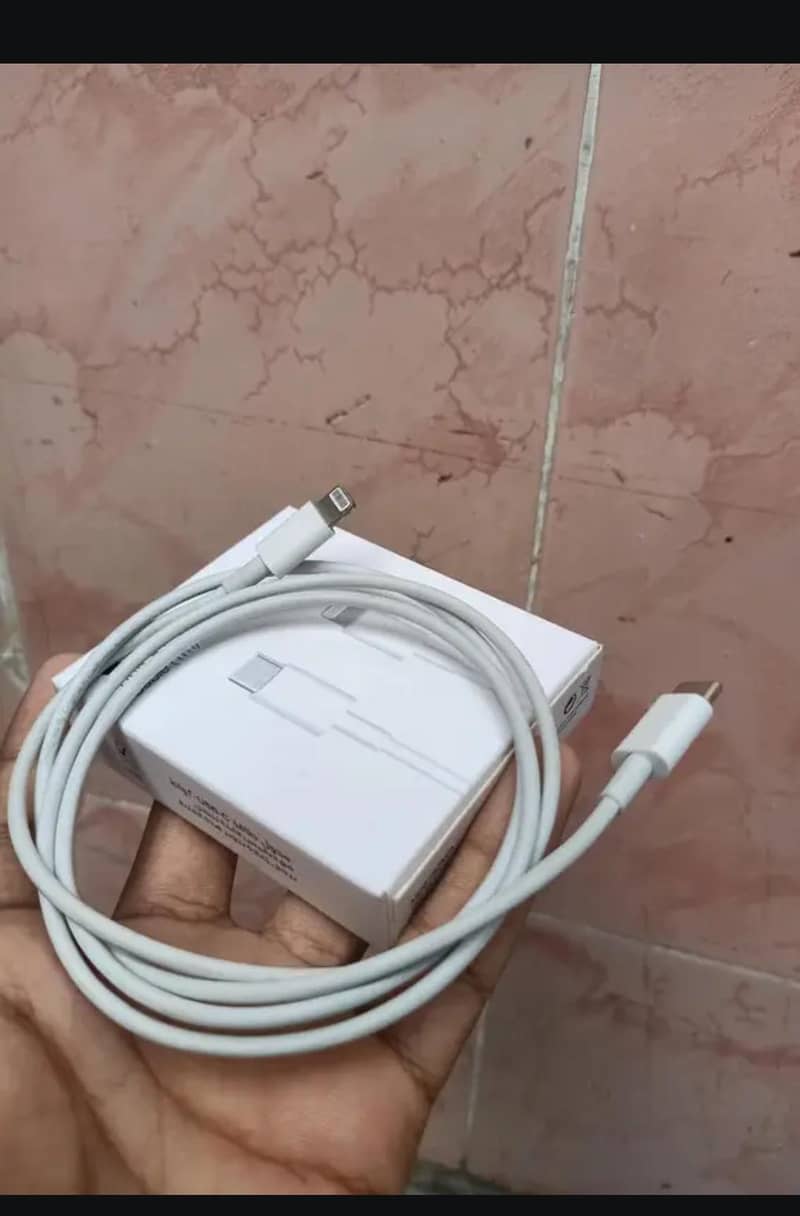 Apple iPhone 13 4