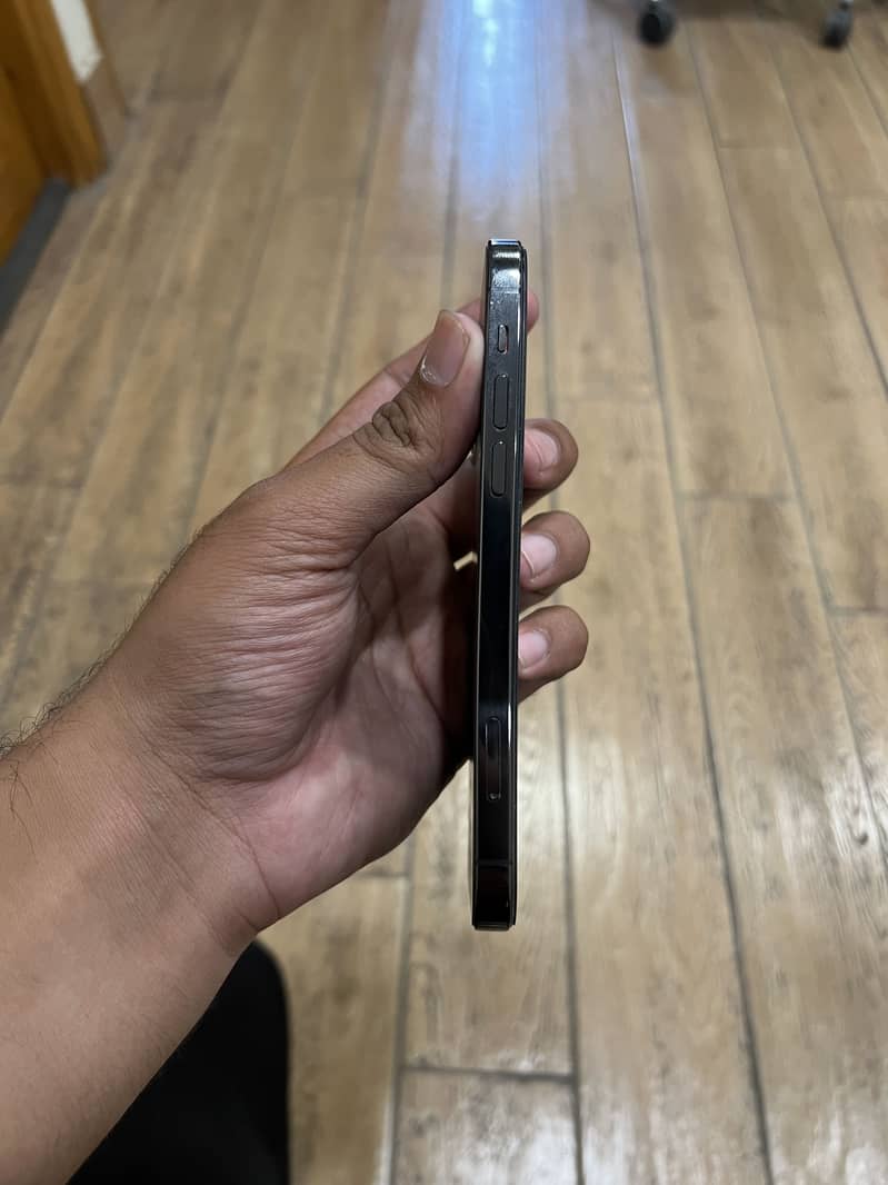 Apple iPhone 12 Pro 5