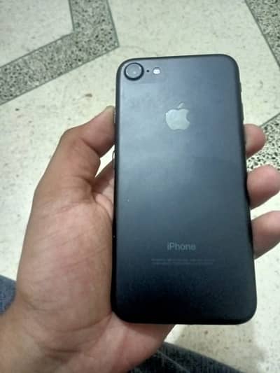 Apple iPhone 7