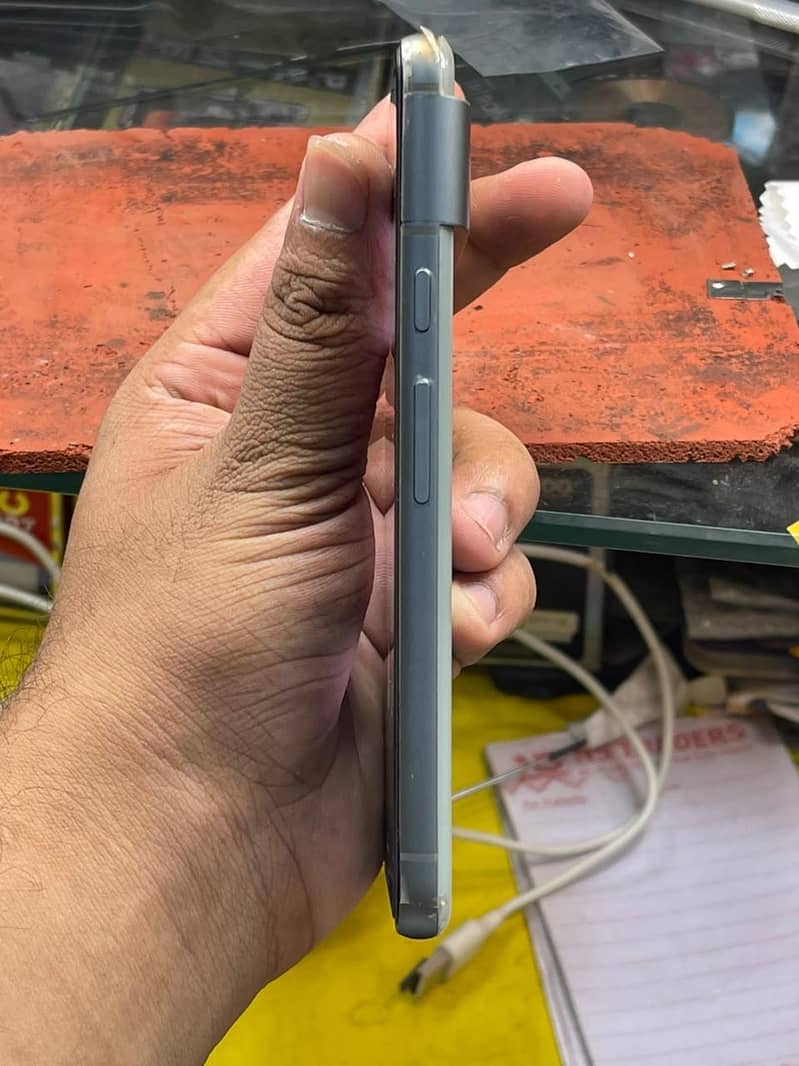 Google Pixel 8 128 GB PTA Approved 3
