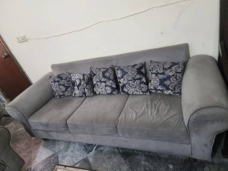 sofa set + Table 2