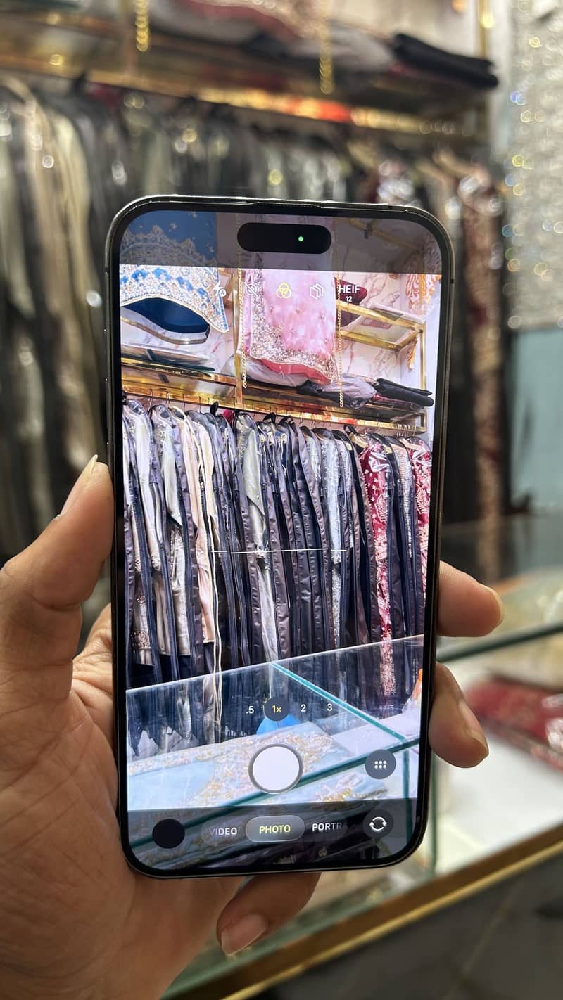 Apple iPhone 14 Pro Max 9
