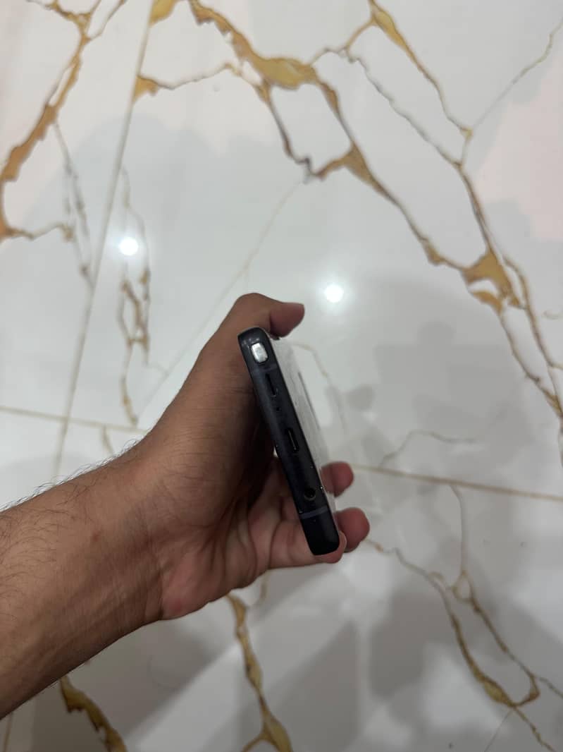 Samsung Mobile Note 9 1