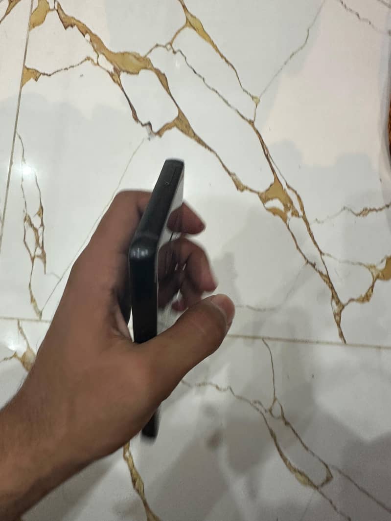 Samsung Mobile Note 9 4