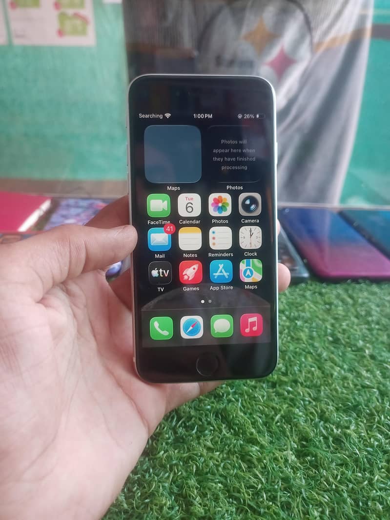 iphone SE waterpack 0