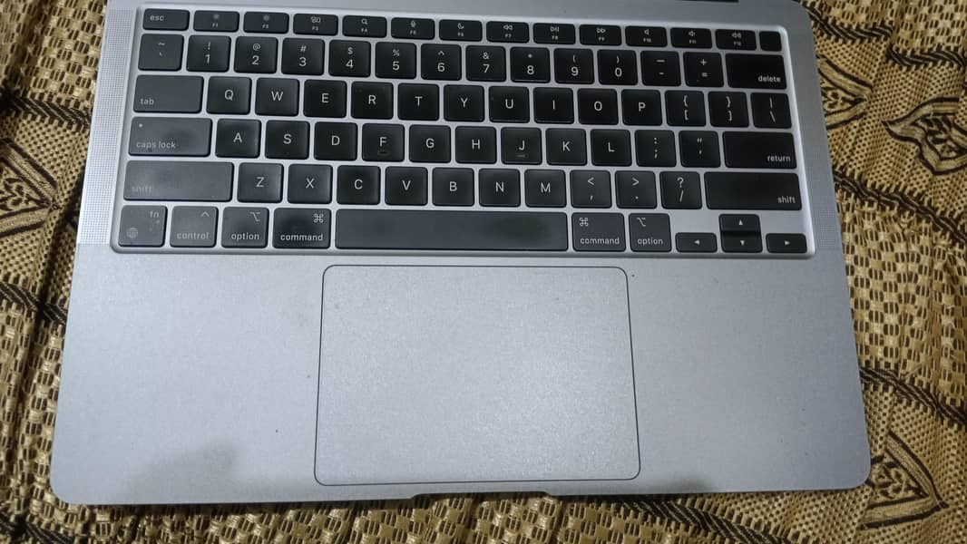Apple MacBook M1 1