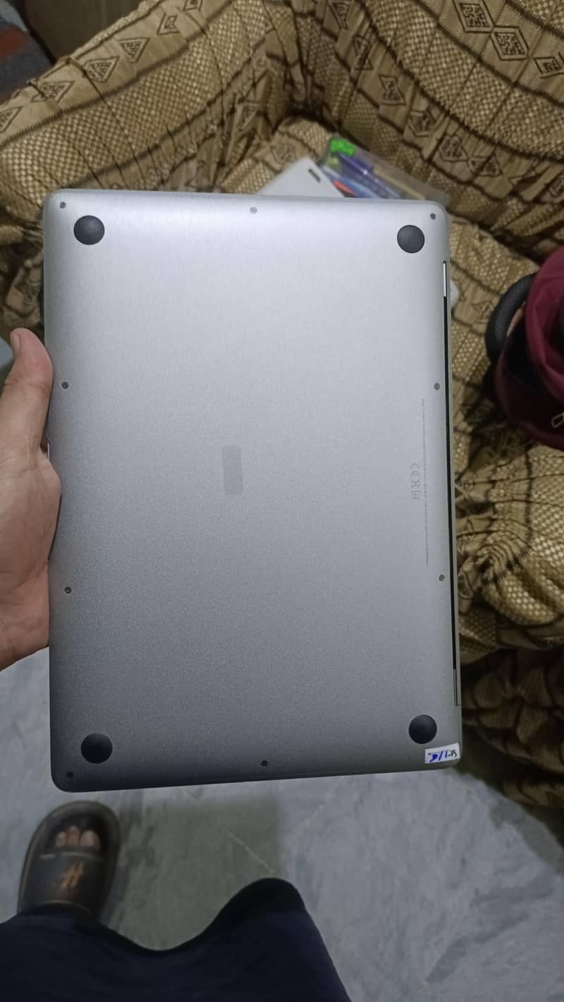 Apple MacBook M1 3