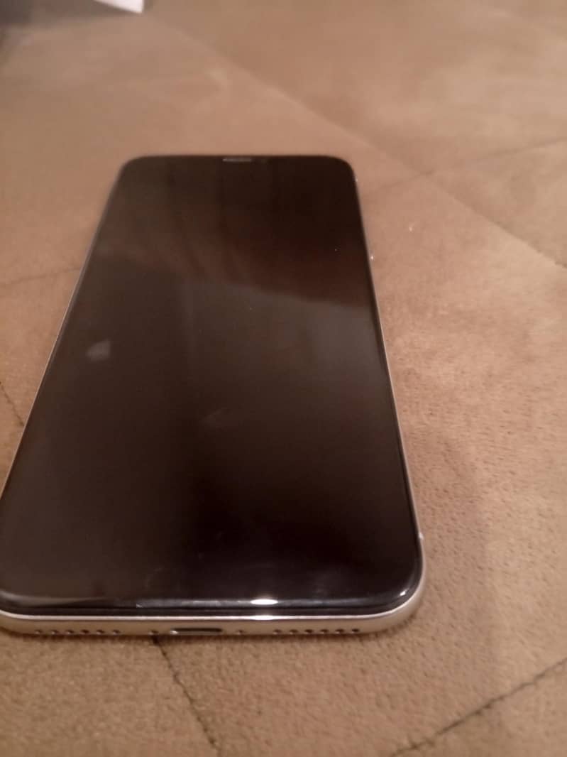 Apple iPhone X 1