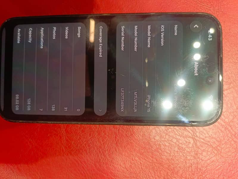Apple iPhone 15 4