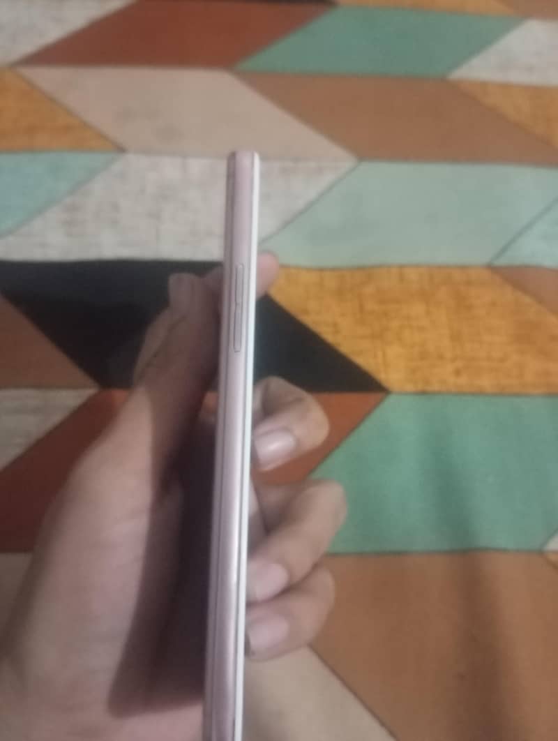 OPPO A57 3