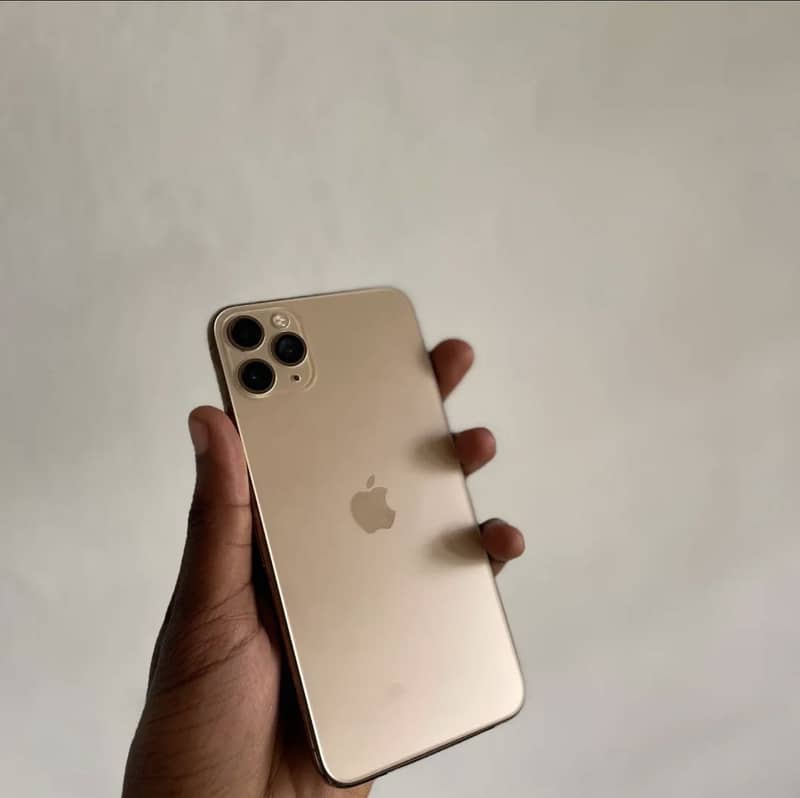 Apple iPhone 11 Pro Max 3