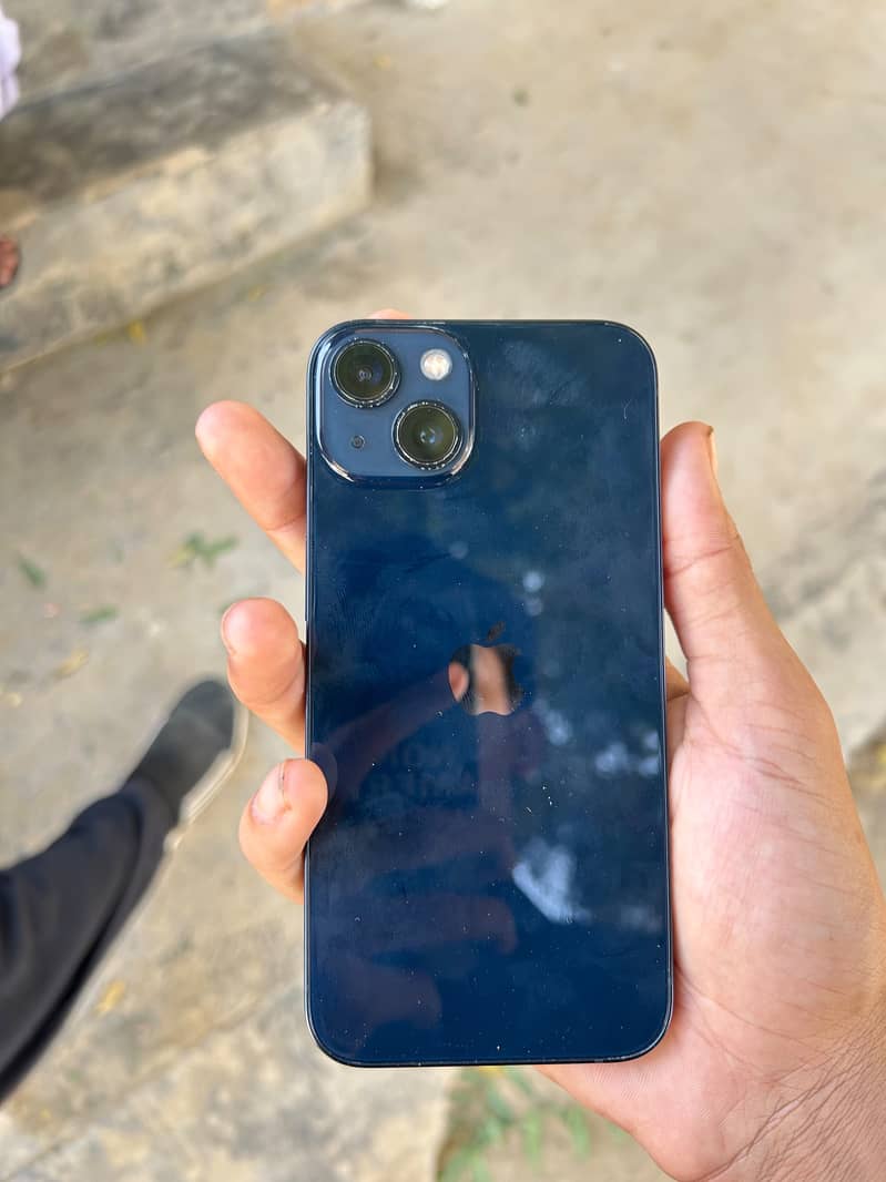 Apple iPhone 13 3