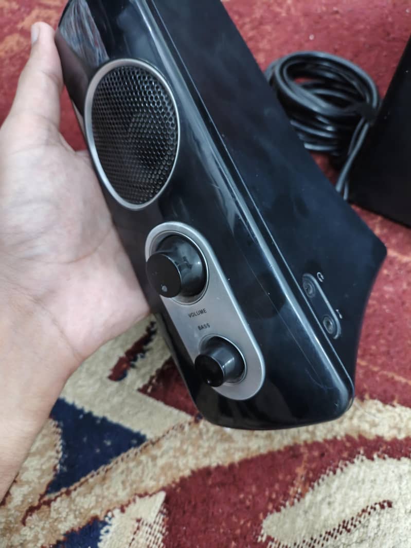 Logitech speaker system z523 1