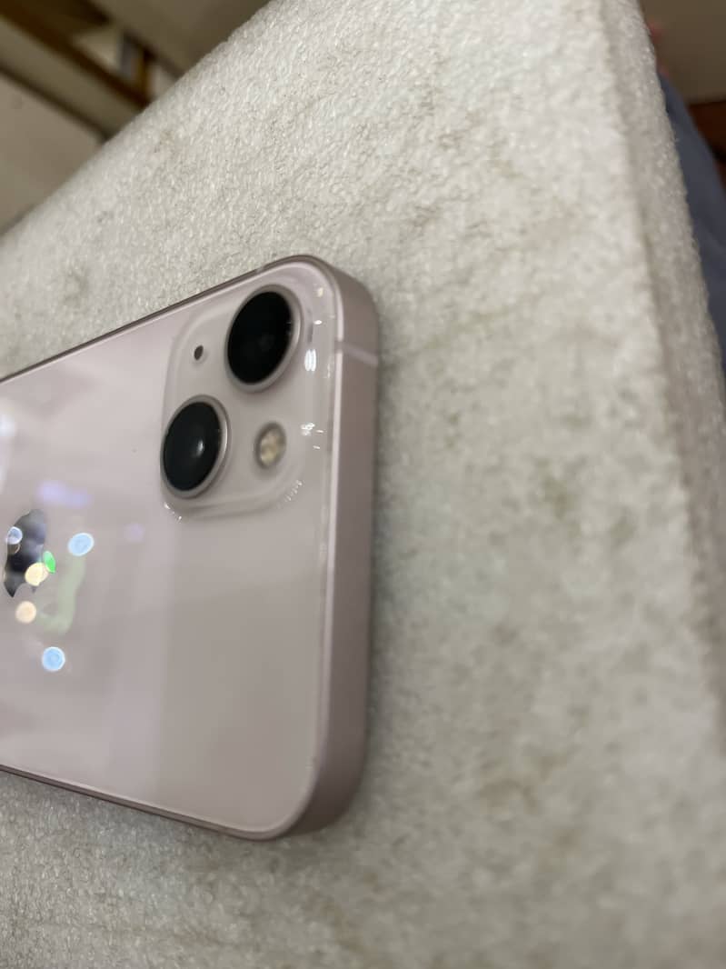 Apple iPhone 13 3