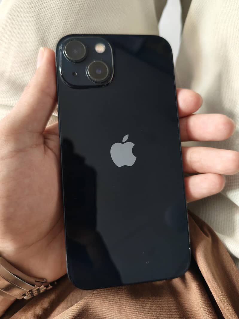 Apple iPhone 13 0