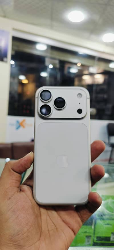 Apple iPhone 17 Pro