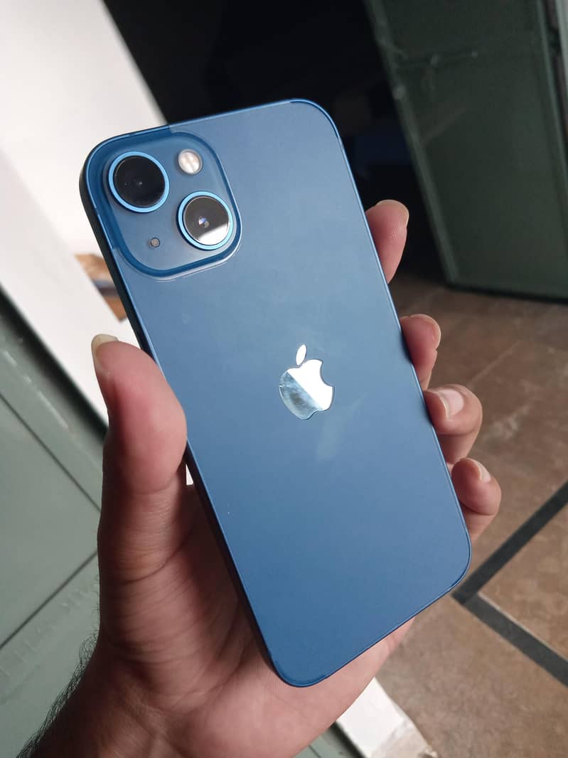Apple iPhone 13 1