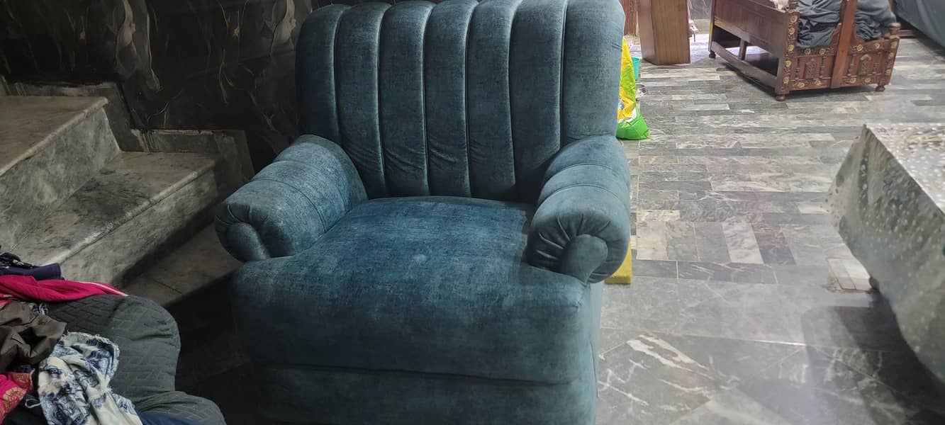 deco paint 3 2 and single two sofas. 4