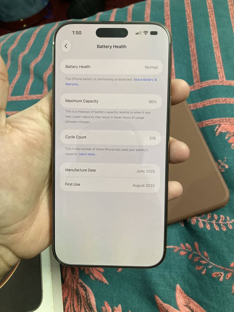 Apple iPhone 16 Pro Max 6
