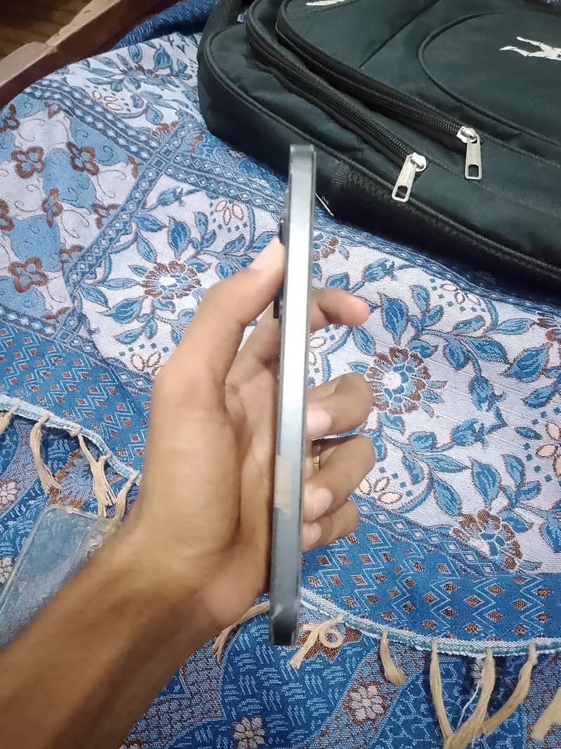 Xiaomi Redmi Note 13 Pro 1