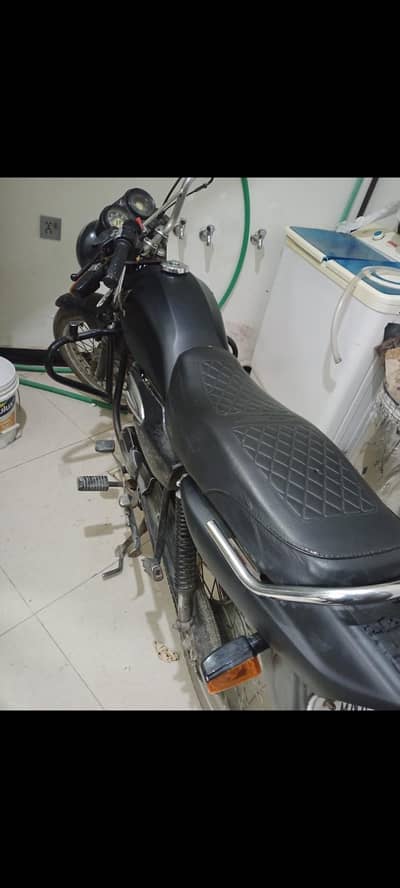 honda 100 bike  03355321178