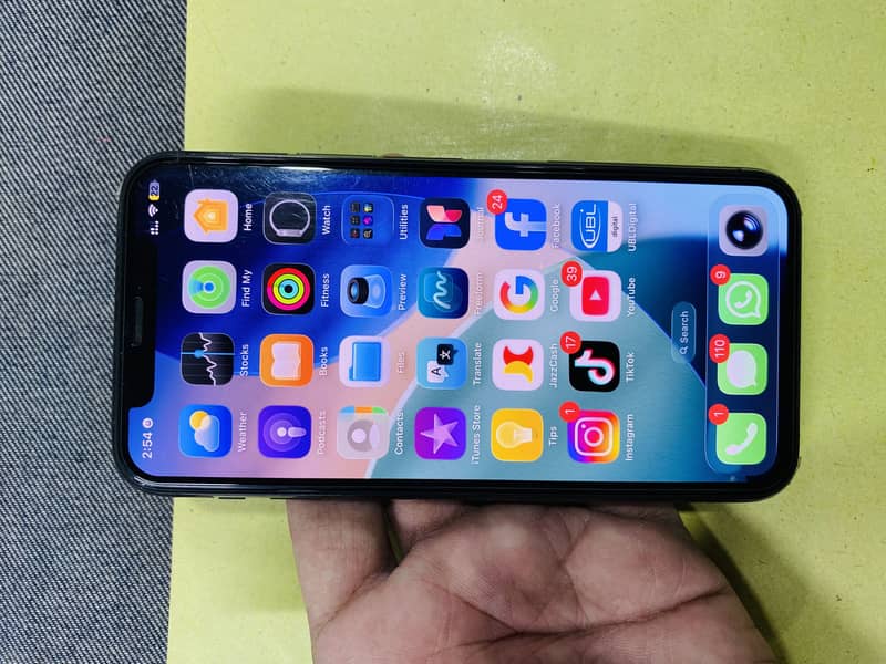 Apple iPhone 11 Pro 0