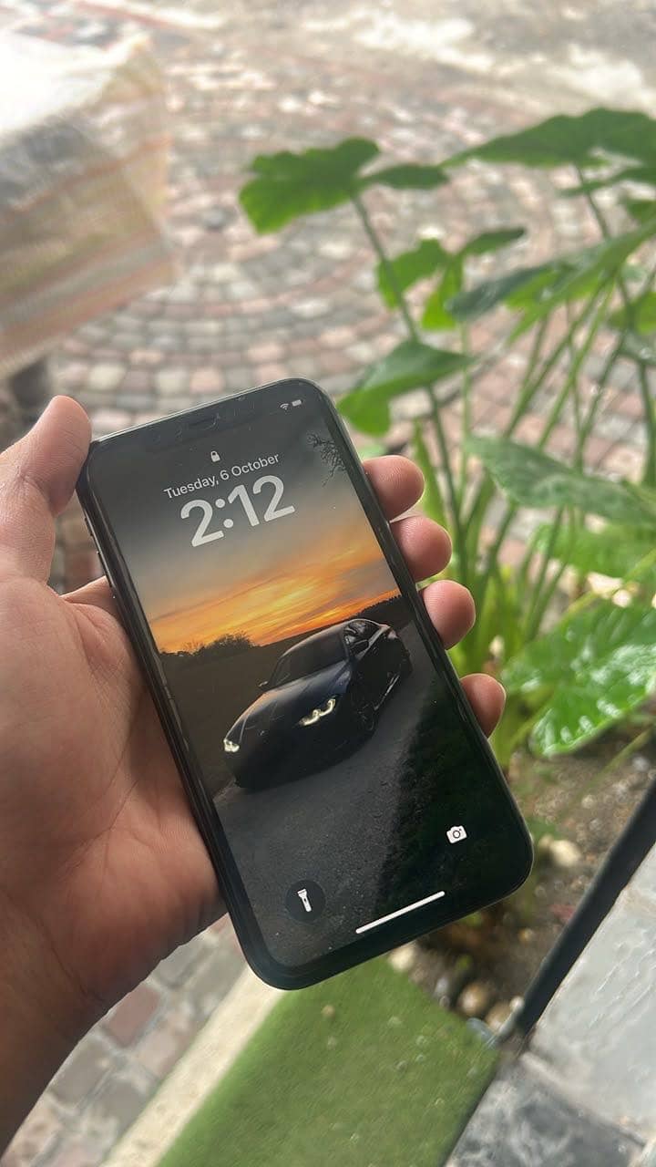 Apple iPhone 11 1