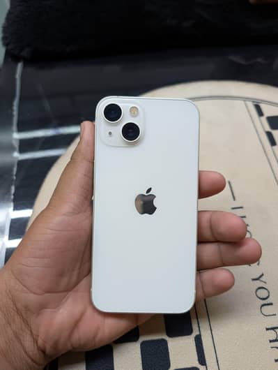 Apple iPhone 13