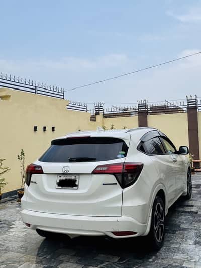 Honda Vezel 2015