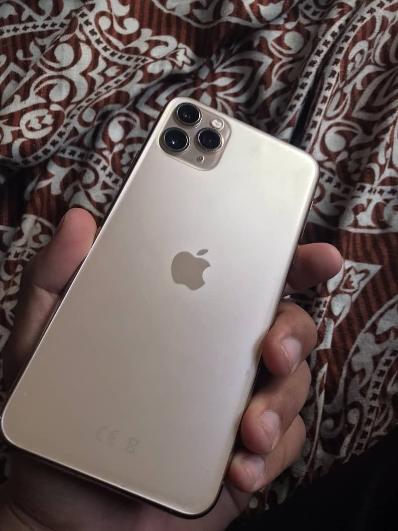 Apple iPhone 11 Pro Max 1