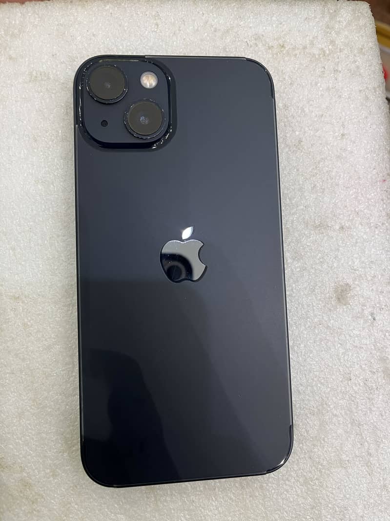 Apple iPhone 13 1