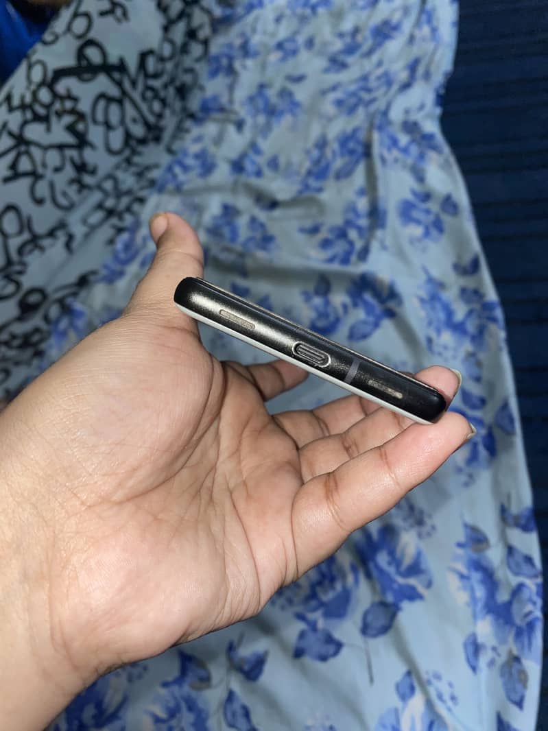 Google Pixel 6a 0