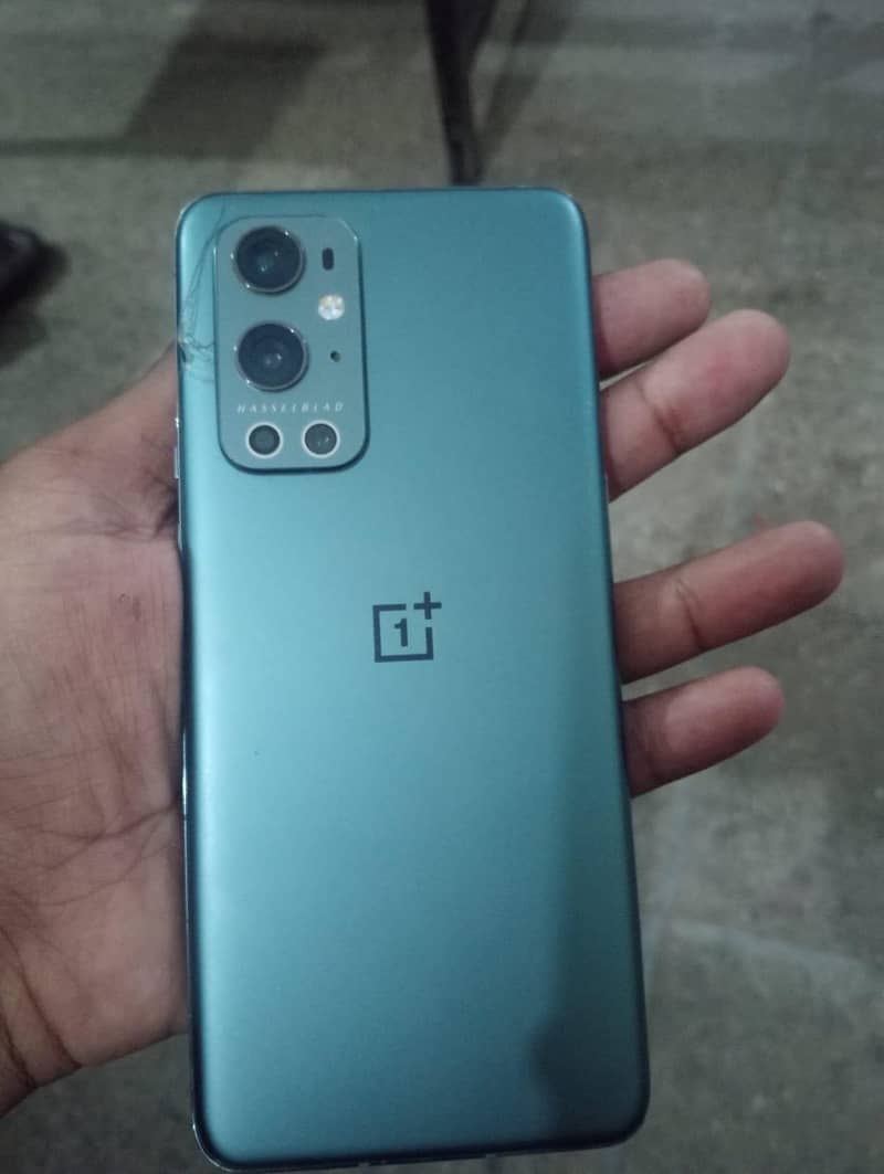 One Plus 9 Pro 12+12/256 0