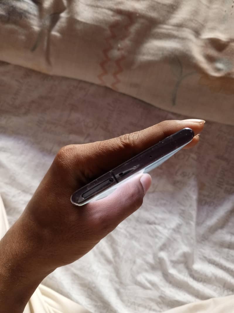 Samsung Mobile Note 10 Plus 3