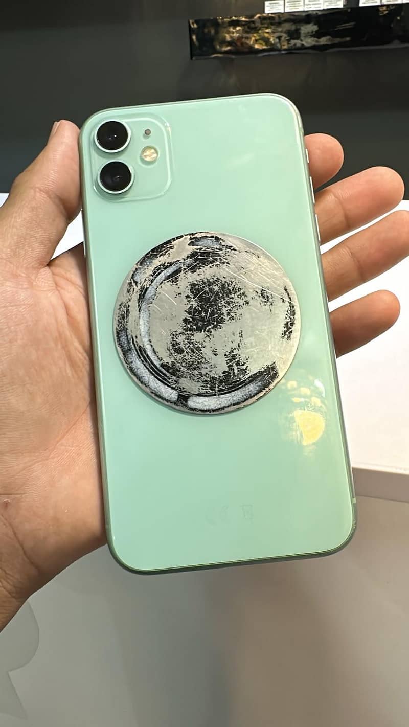 Apple iPhone 11 2