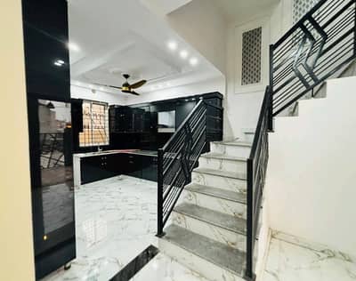 Good Location Citi Housing Society House Sized 5 Marla For rent