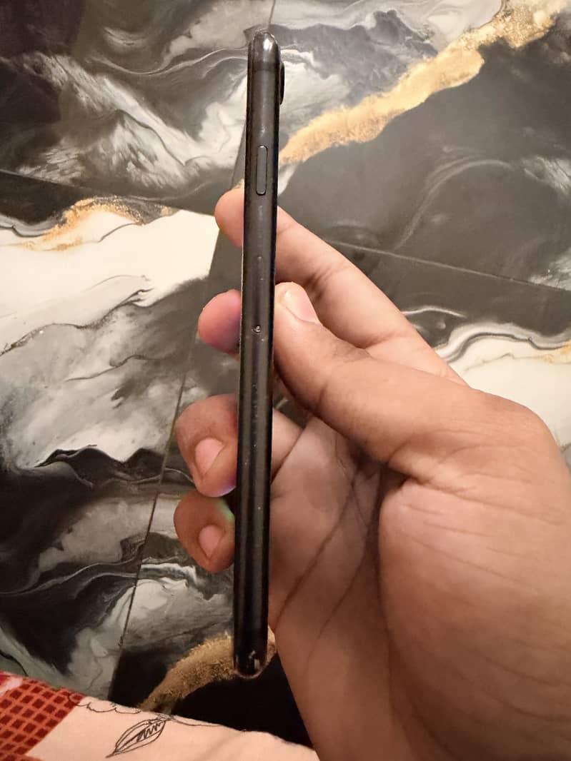 Apple iPhone 7 4
