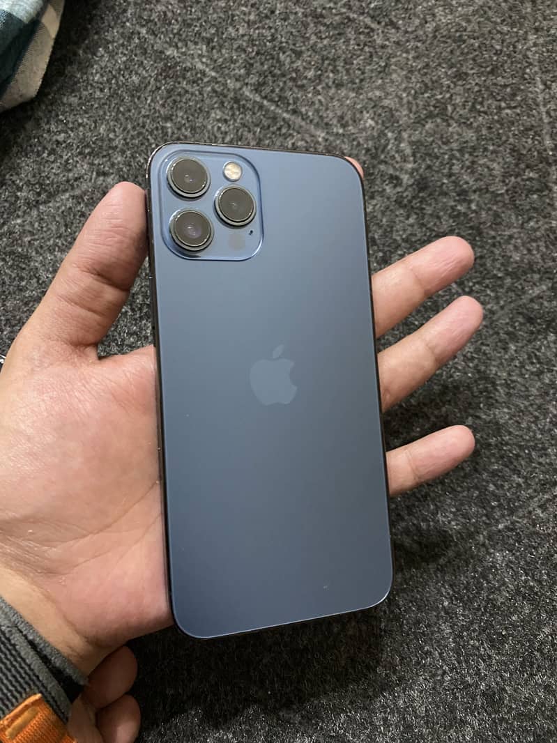 Apple iPhone 12 Pro Max 2
