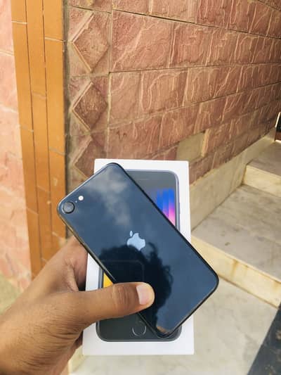 iPhone SE 3rd Gen (2022) 64GB