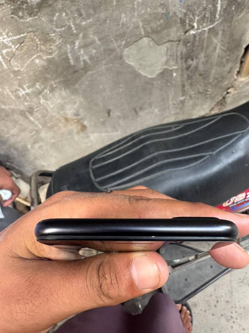 Apple iPhone 7 Plus 5