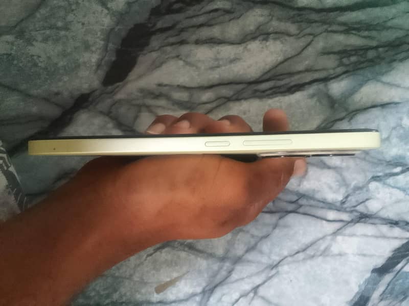 Xiaomi Redmi Note 14 3