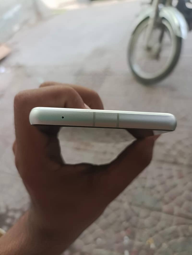 Google Pixel 7a 6