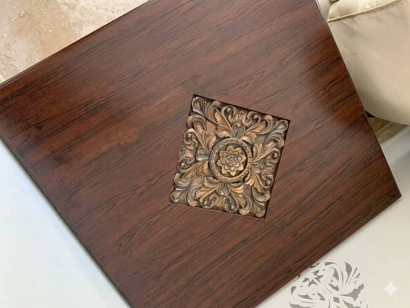 Center table 0
