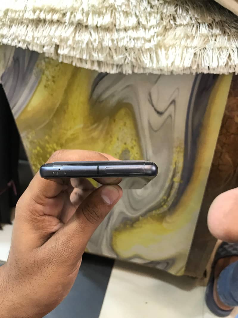 Google Pixel 7 4