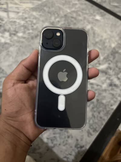 Apple iPhone 13