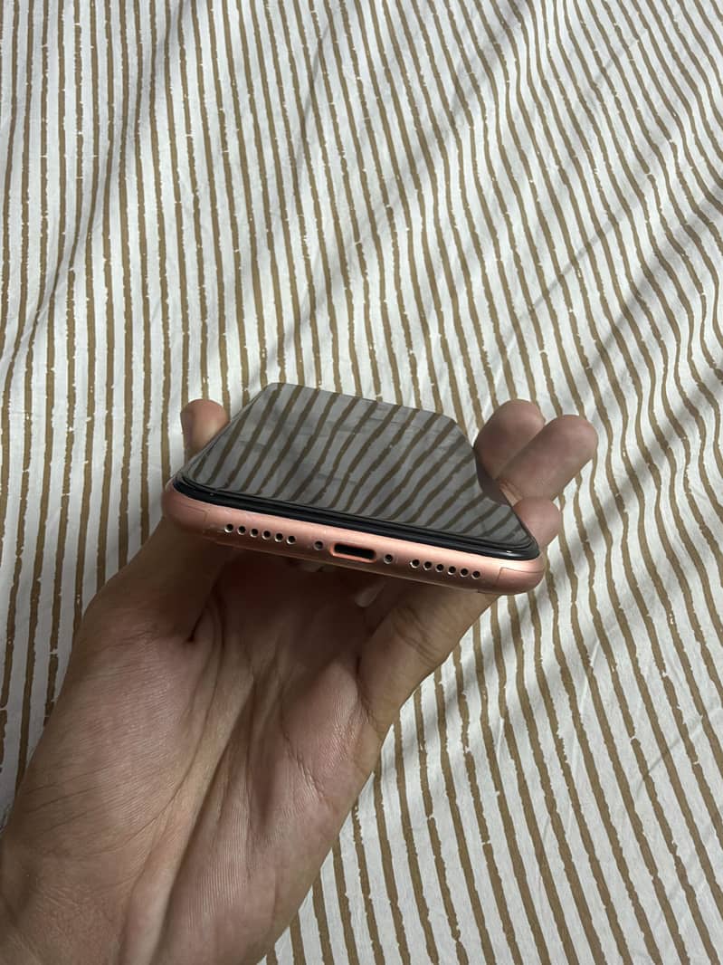 Apple iPhone XR 2