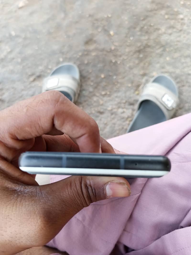 Google Pixel 6a 3